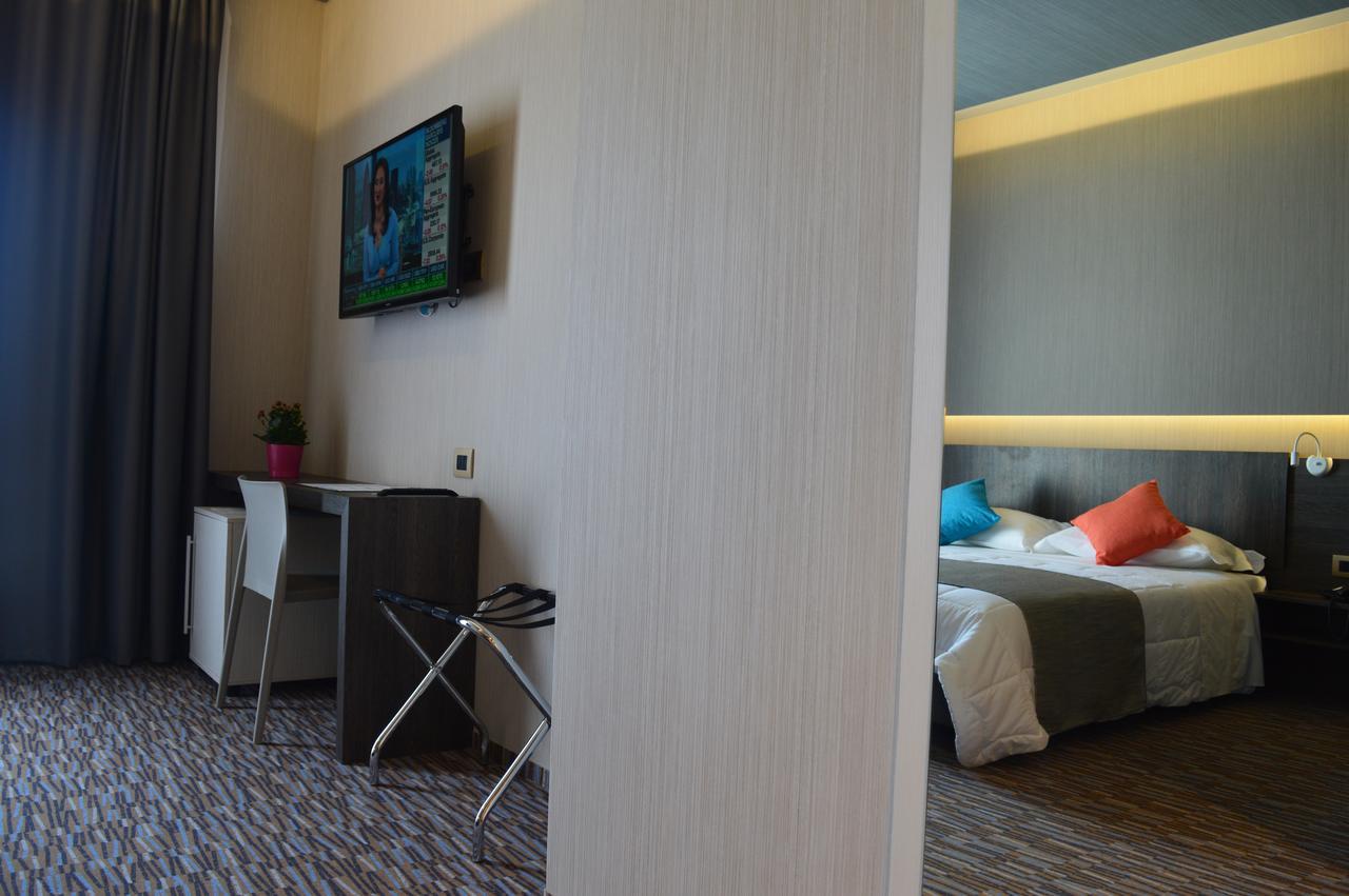 Hotel Enjoy Polesella Exterior photo